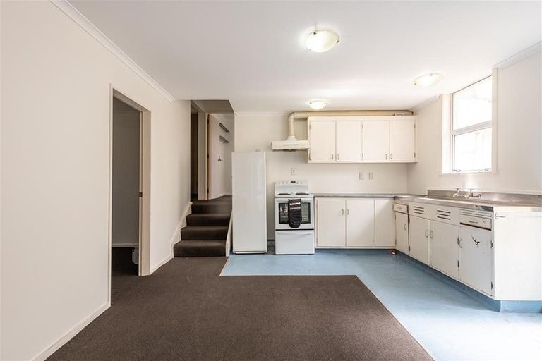 Photo of property in 6 Hanson Street, Mount Cook, Wellington, 6021