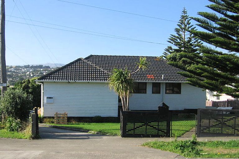 Photo of property in 98 Tireti Road, Titahi Bay, Porirua, 5022