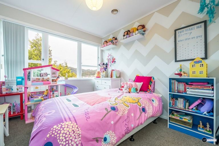 Photo of property in 24 Mimihau Grove, Wainuiomata, Lower Hutt, 5014