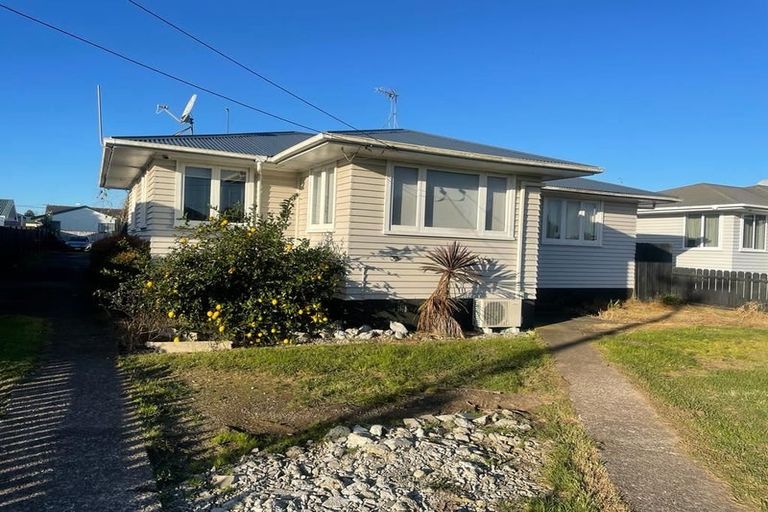Photo of property in 1/35 Hill Crescent, Papakura, 2110