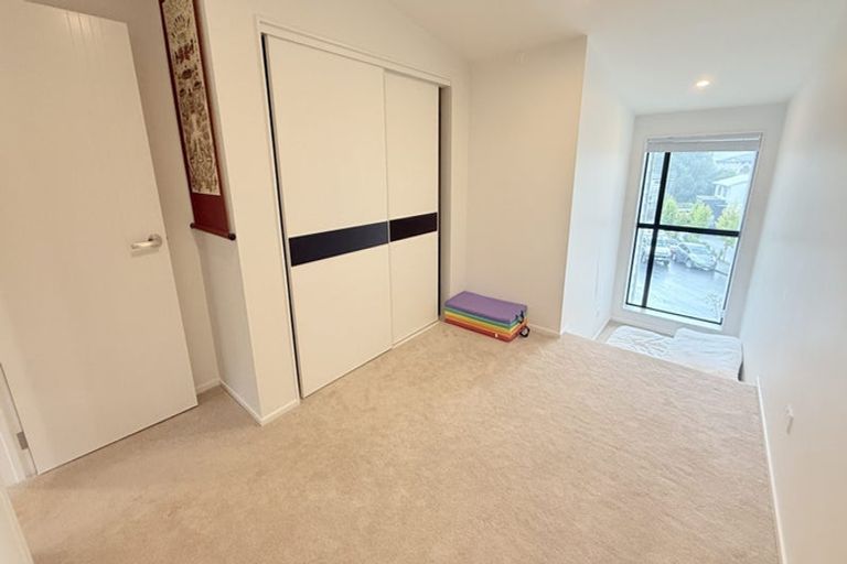 Photo of property in 6/11 Rengarenga Rise, Fairview Heights, Auckland, 0632