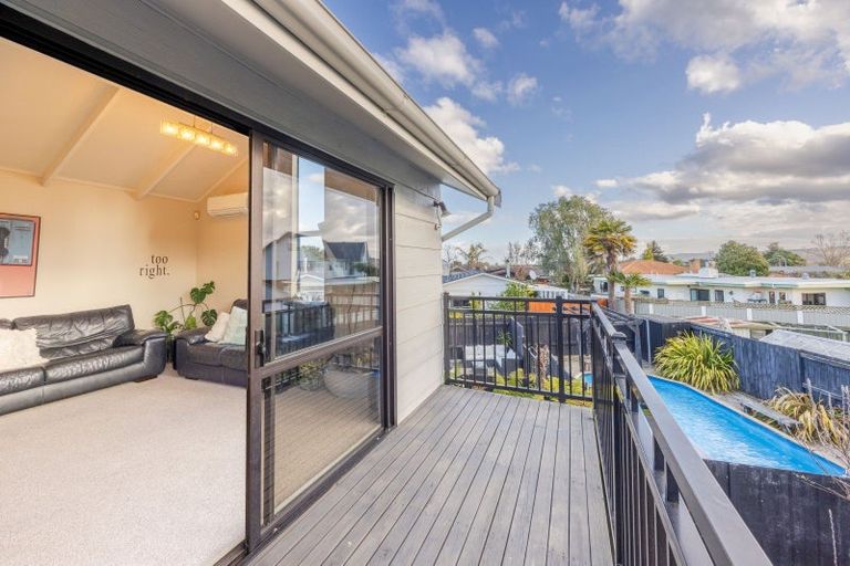 Photo of property in 19 Leeds Place, Tamatea, Napier, 4112