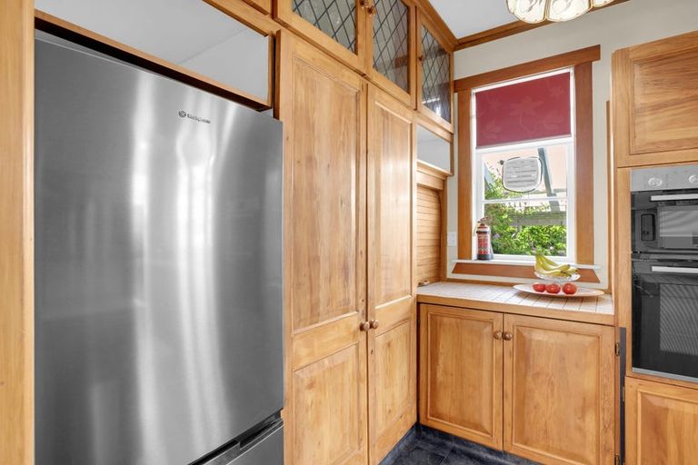 Photo of property in 61 Te Aroha Street, Hamilton East, Hamilton, 3216