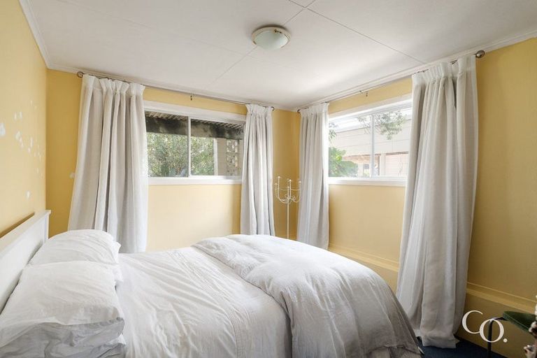 Photo of property in 42 Karewa Parade, Papamoa Beach, Papamoa, 3118