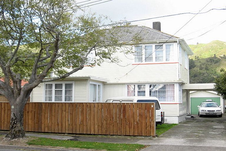 Photo of property in 1 Keys Street, Naenae, Lower Hutt, 5011