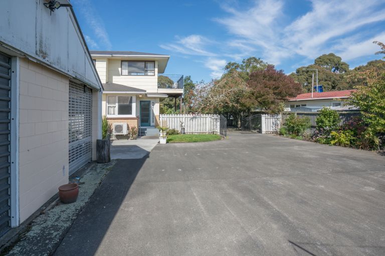 Photo of property in 84 Ohoka Road, Kaiapoi, 7630