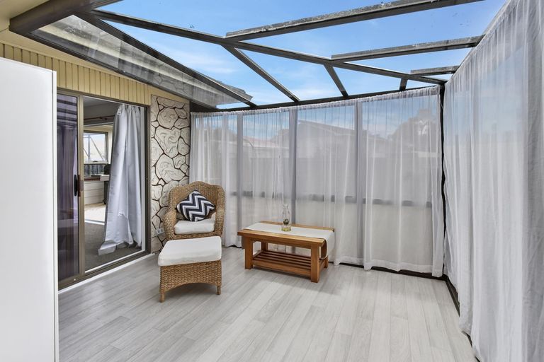 Photo of property in 104 Hillcrest Road, Papatoetoe, Auckland, 2025