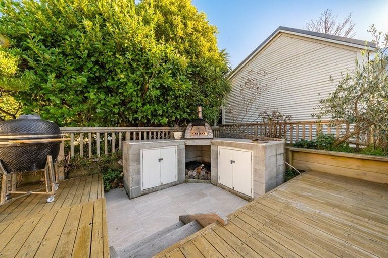 Photo of property in 14a Hanson Street, Mount Cook, Wellington, 6021