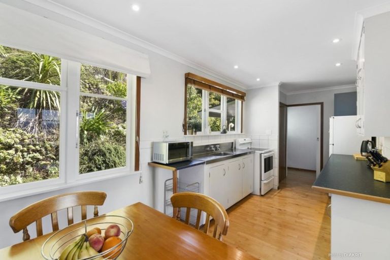 Photo of property in 7 Kingston Heights Road, Kingston, Wellington, 6021