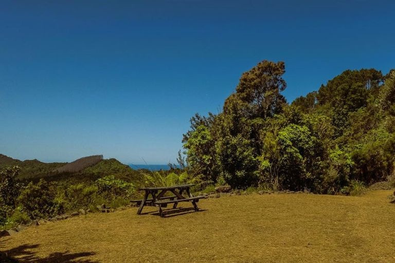 Photo of property in 180 Silverstream Falls Row, Whenuakite, Whitianga, 3591