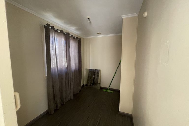 Photo of property in 3/12 Routley Drive, Glen Eden, Auckland, 0602