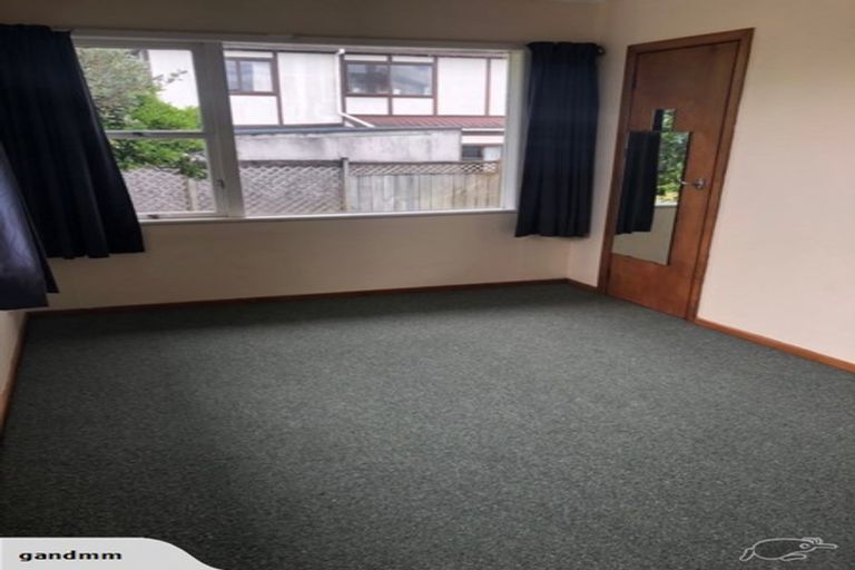 Photo of property in 90 Gloria Avenue, Te Atatu Peninsula, Auckland, 0610