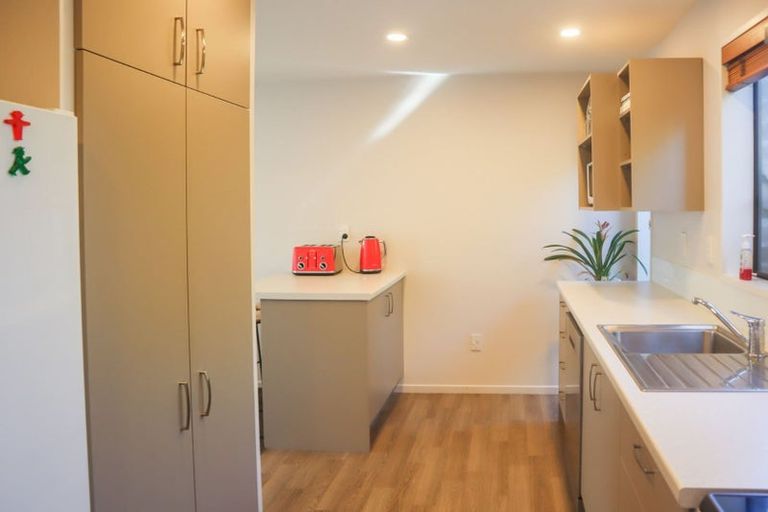 Photo of property in 3/2 Canon Street, St Albans, Christchurch, 8014