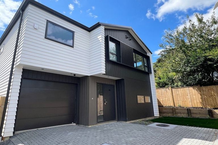 Photo of property in 71 Salamanca Road, Sunnynook, Auckland, 0620