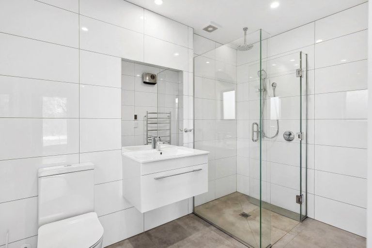 Photo of property in 37 Hunter Crescent, Wanaka, 9305