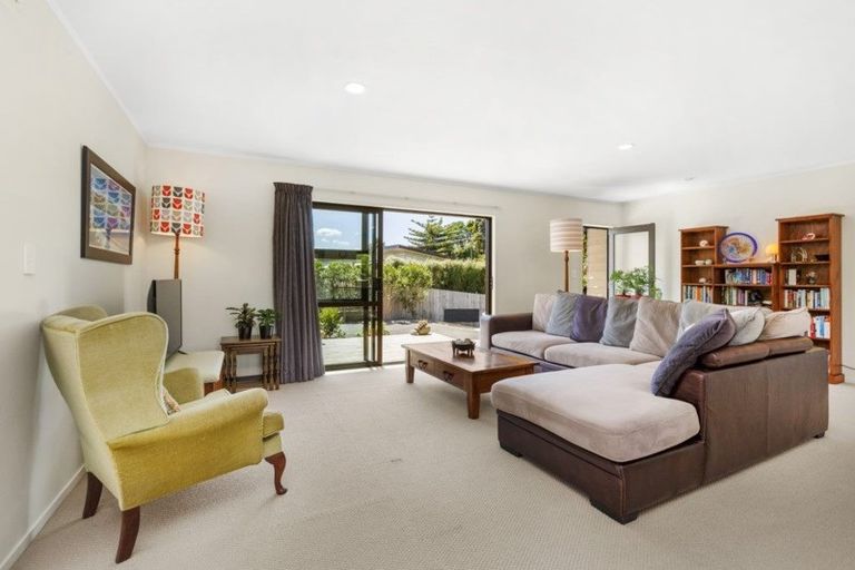 Photo of property in 5b Waikowhai Place, Raglan, 3225