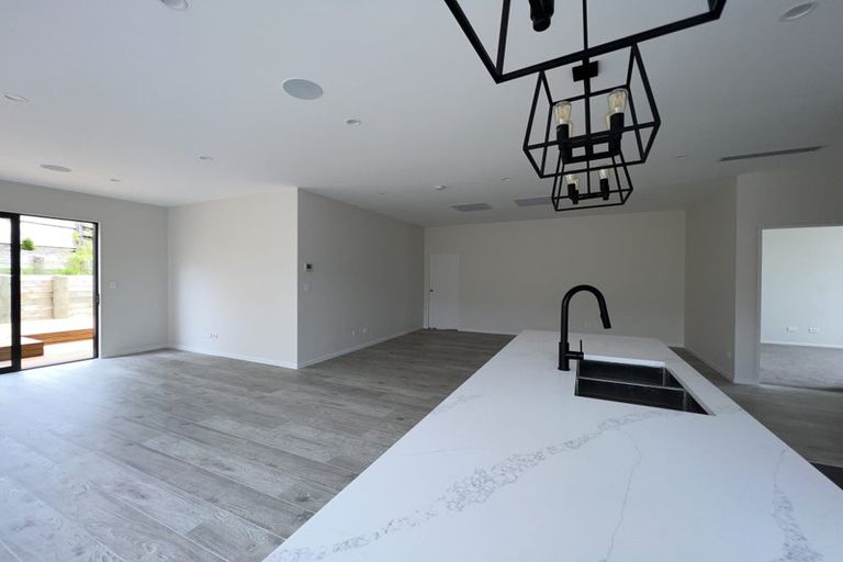 Photo of property in 59 Symes Drive, Red Beach, 0932