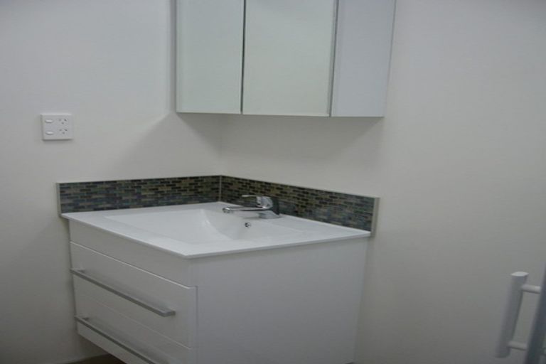 Photo of property in 55 Rolleston Street, Mount Cook, Wellington, 6021