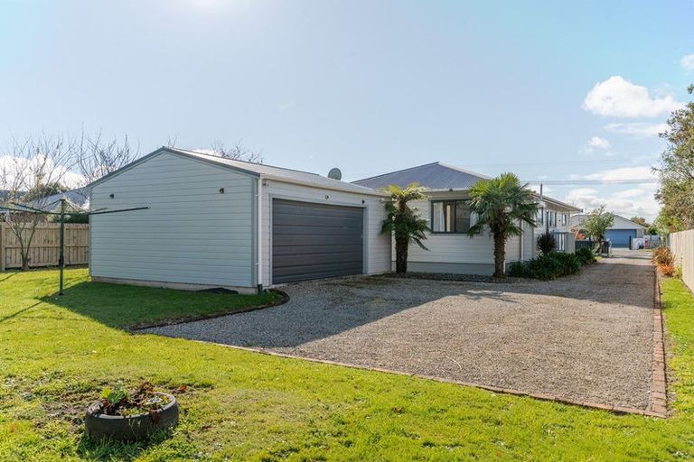 Photo of property in 23 Charles Street, Carterton, 5713