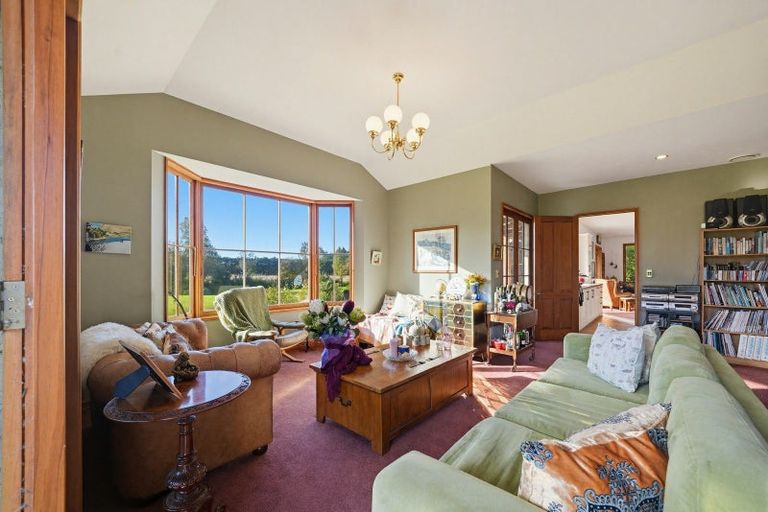 Photo of property in 1402 North Eyre Road, West Eyreton, Rangiora, 7475