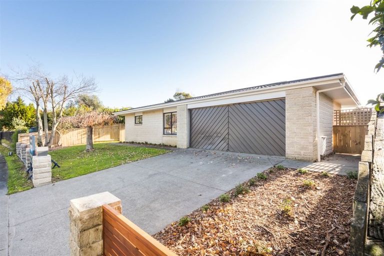 Photo of property in 130 John F Kennedy Drive, Milson, Palmerston North, 4414