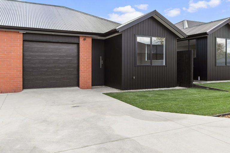 Photo of property in 4u2 Carey Street, Maeroa, Hamilton, 3200