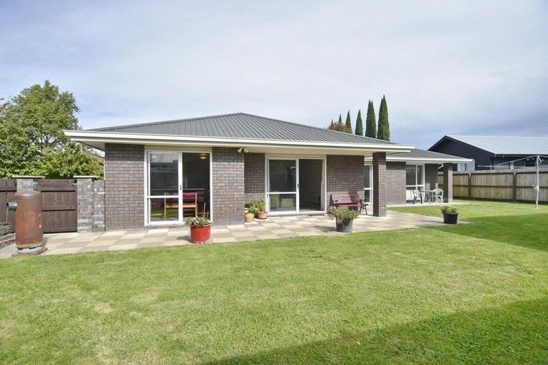 Photo of property in 59 Newnham Street, Rangiora, 7400