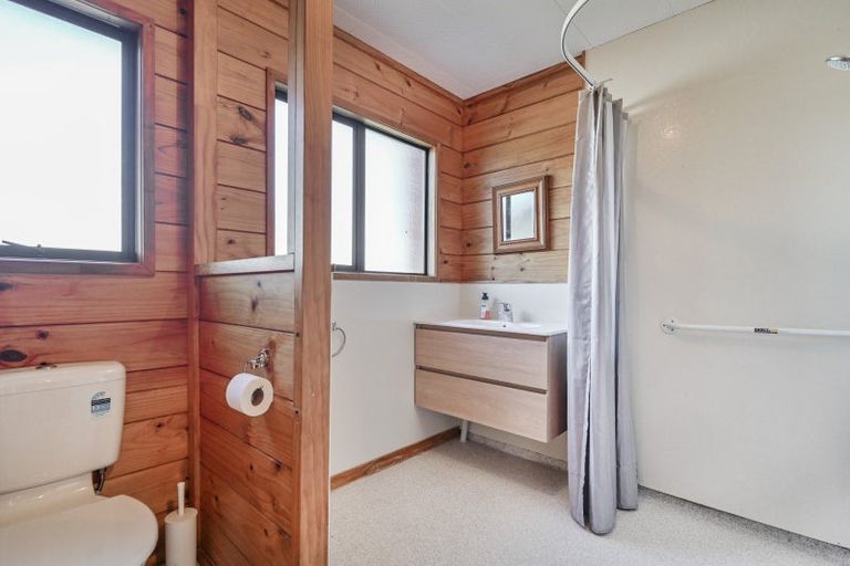 Photo of property in 130 Tollemache Road East, Longlands, Hastings, 4122