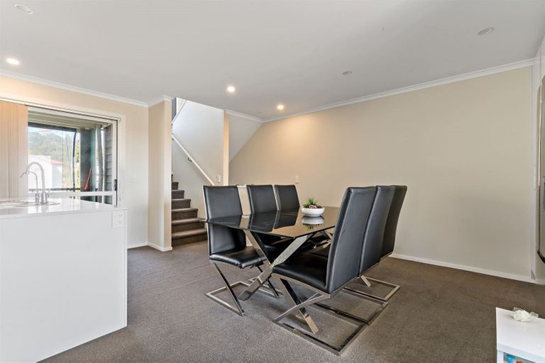 Photo of property in 36 Fernly Rise, Flat Bush, Auckland, 2019