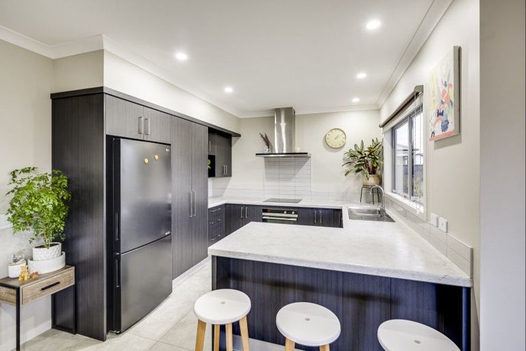 Photo of property in 16 Mckay Close, Frimley, Hastings, 4120