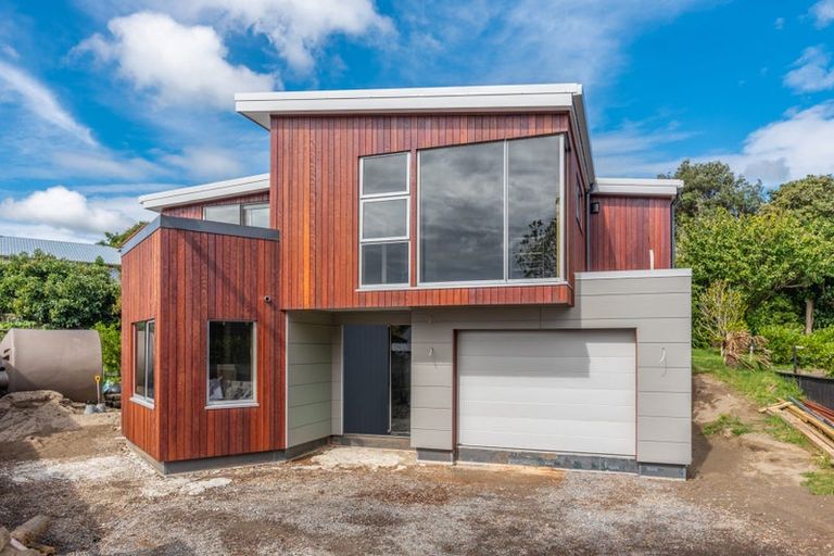 Photo of property in 1a Martin Road, Paraparaumu Beach, Paraparaumu, 5032