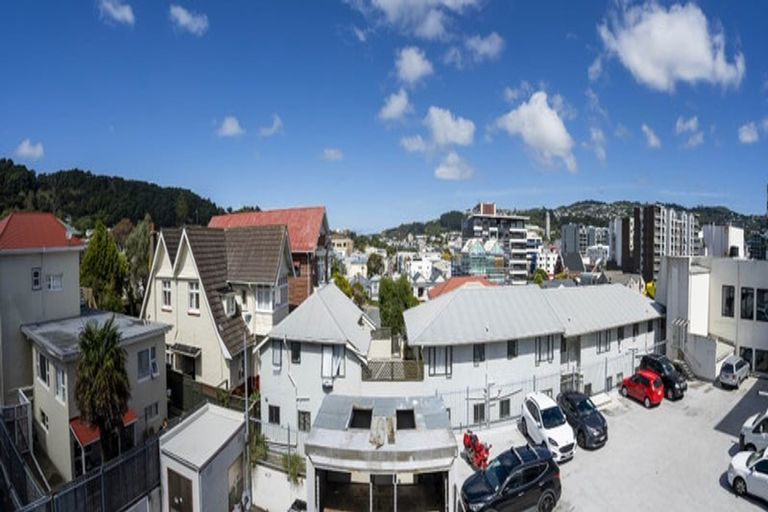 Photo of property in 8u6d Lipman Street, Mount Victoria, Wellington, 6011