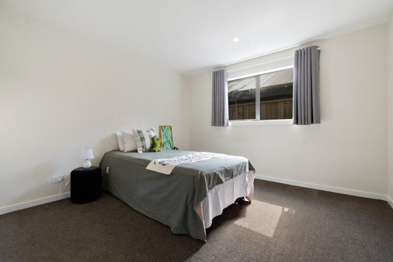 Photo of property in 27 Bale Road, Jacks Point, 9371