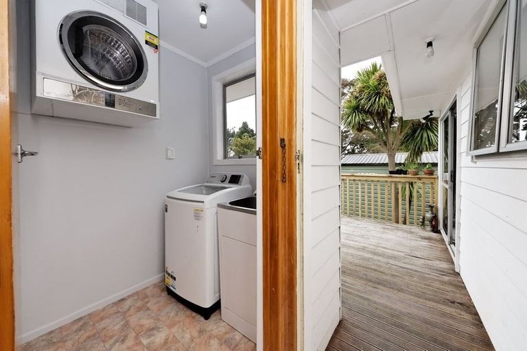 Photo of property in 47 Hartley Terrace, Massey, Auckland, 0614