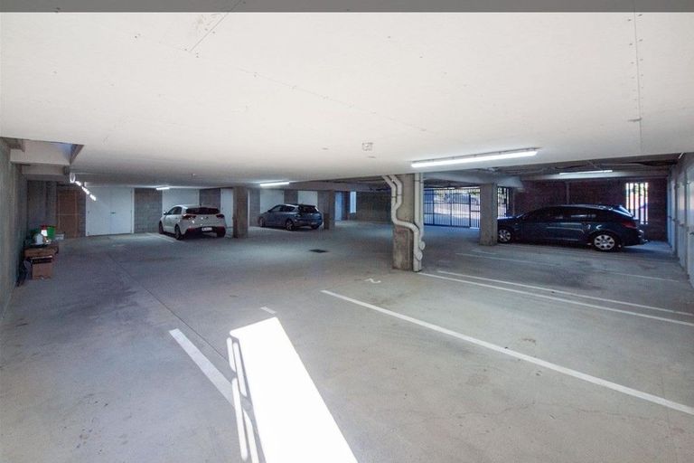 Photo of property in 11/2u Hindmarsh Street, Johnsonville, Wellington, 6037