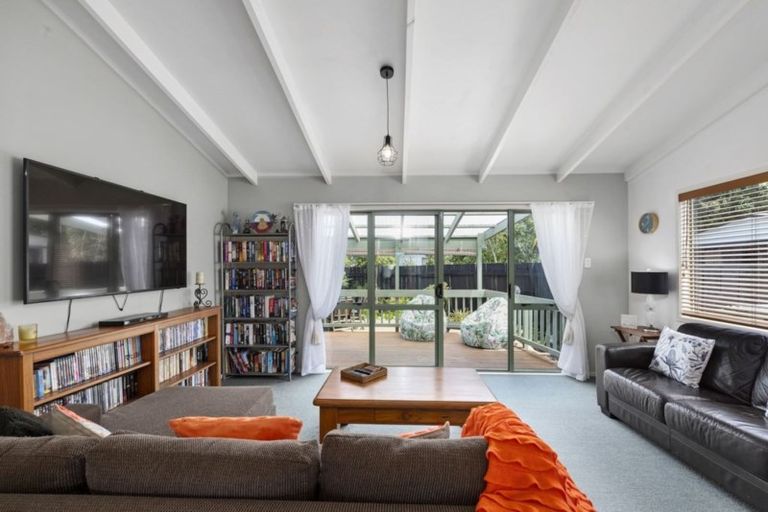 Photo of property in 69a Glenvar Road, Torbay, Auckland, 0630