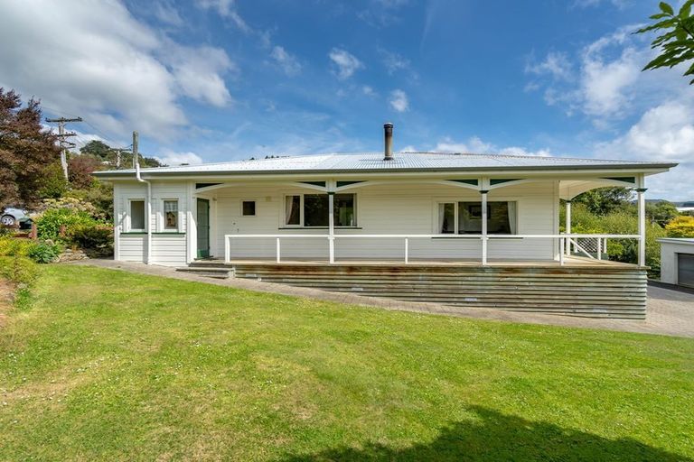Photo of property in 1 Waikana Street, Broad Bay, Dunedin, 9014