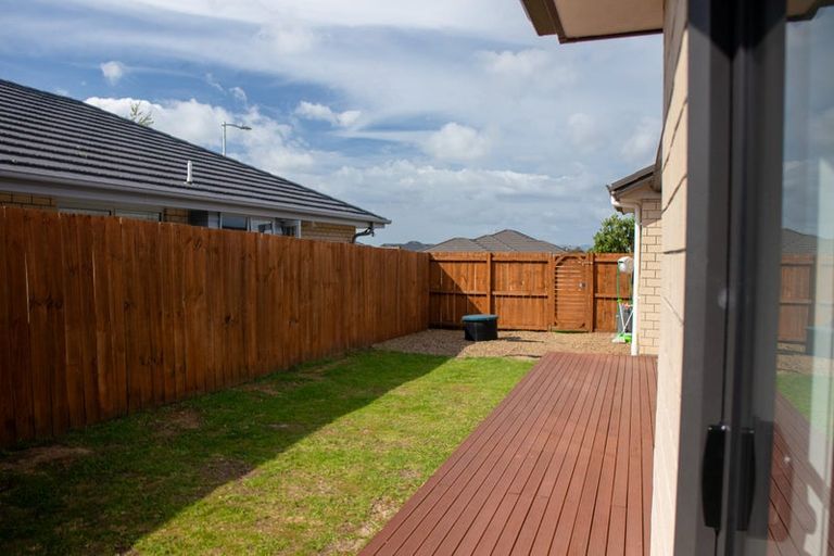 Photo of property in 25 Rainsford Road, Pukekohe, 2120