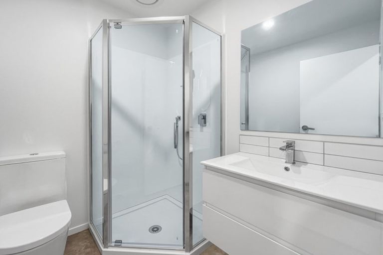 Photo of property in 3/28 Westgate Drive, Westgate, Auckland, 0614