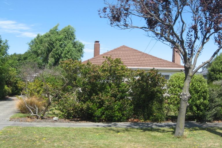 Photo of property in 21 Leistrella Road, Hoon Hay, Christchurch, 8025