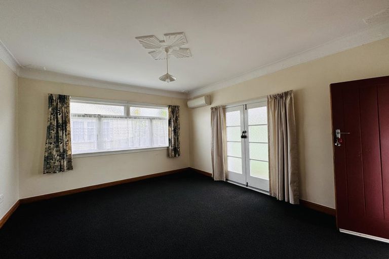 Photo of property in 620 Main Street, Palmerston North, 4414