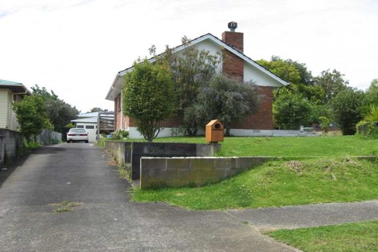Photo of property in 6 Nicola Place, Mangere, Auckland, 2022
