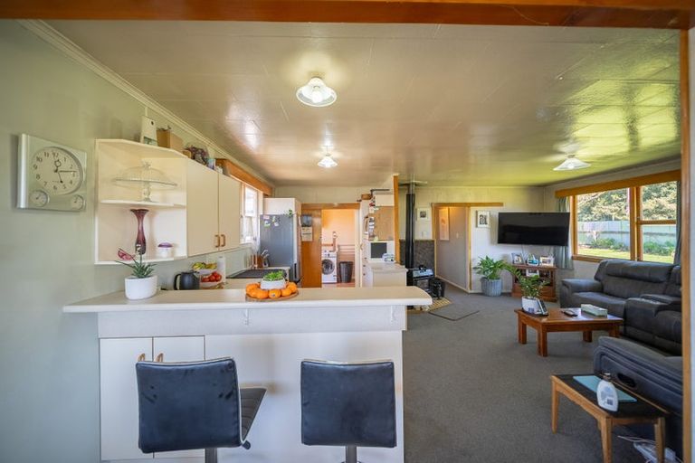 Photo of property in 97 Devon Street, Mossburn, 9792