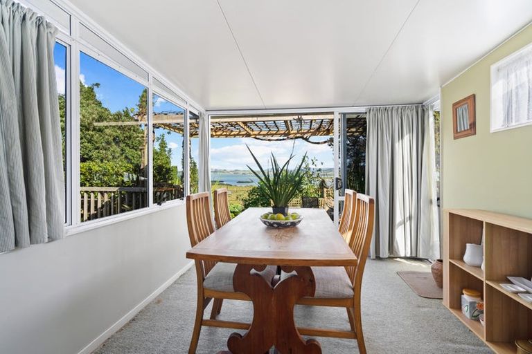 Photo of property in 10 Edge Street, Onerahi, Whangarei, 0110