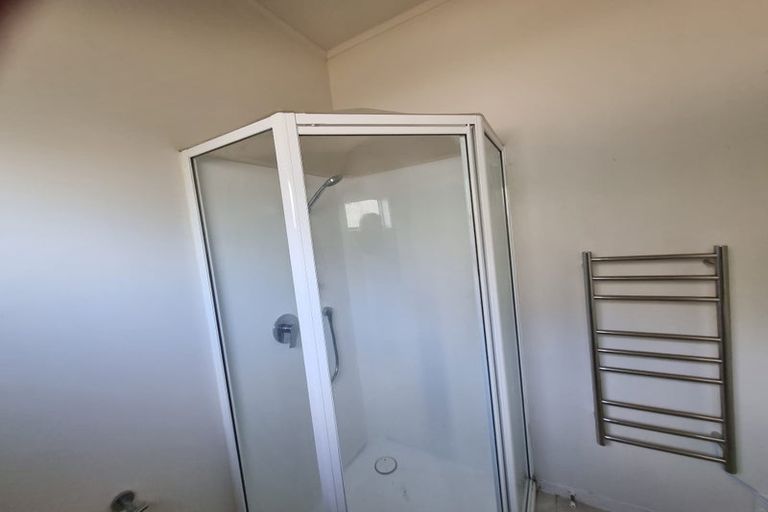 Photo of property in 8 Park Estate Road, Rosehill, Papakura, 2113