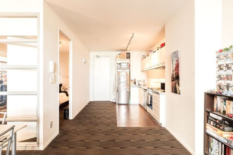 Photo of property in Vespa Apartments, 407/20 Hanson Street, Mount Cook, Wellington, 6021