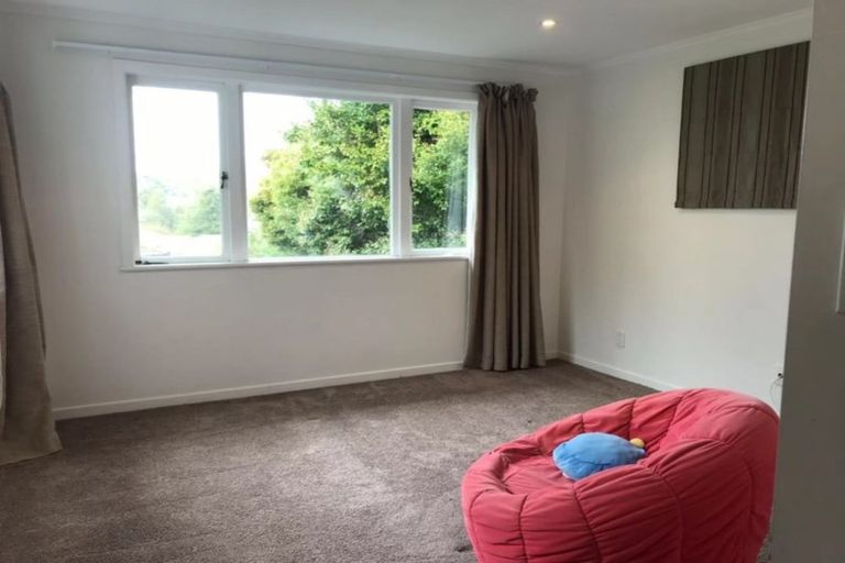 Photo of property in 21 Channel Road, Campbells Bay, Auckland, 0630