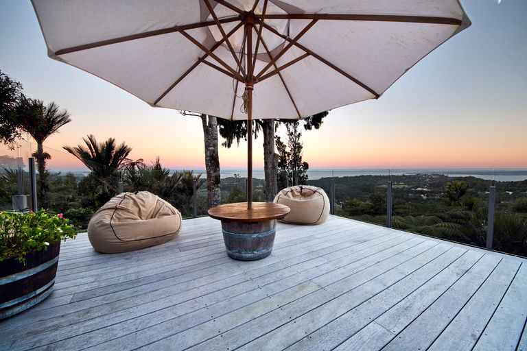 Photo of property in 234 Scenic Drive, Titirangi, Auckland, 0604