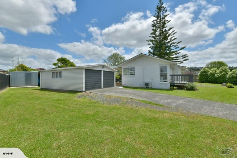 Photo of property in 2 Hatton Road, Orewa, 0931
