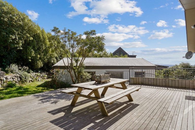 Photo of property in 1 Takahe Drive, Cashmere, Christchurch, 8022